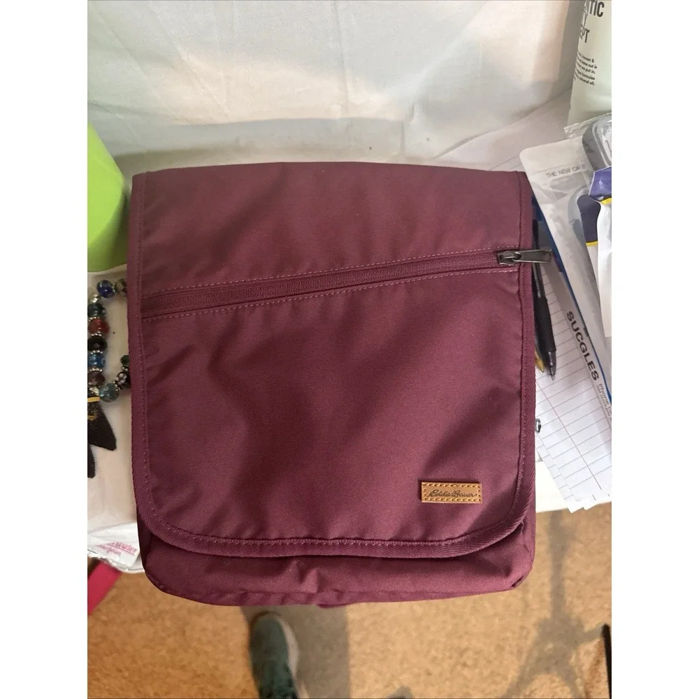 Eddie Bauer Connect‎ Tech Travel Bag Phones iPads Readers EC (New)